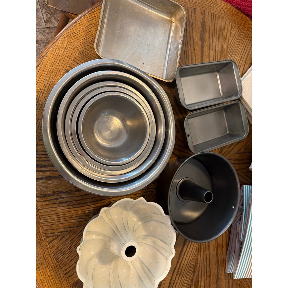 Vintage Mixed Bakeware Set Stainless Nesting Bowls Bundt Angel Food Loaf Pans